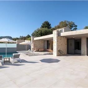 3 bedroom villa with pool & seaview, near Acharavi, sleeps 6